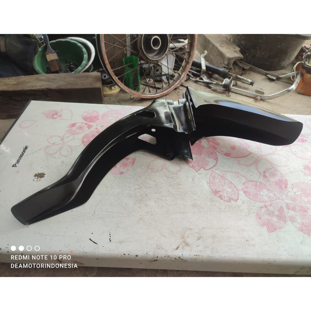 บังโคลนหน้า Yamaha Alfa ของแท้ / 5287