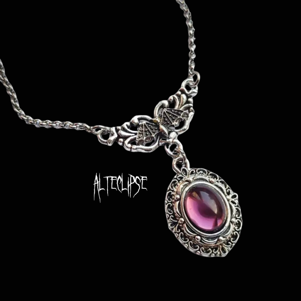 Alteclipse Violet Bloodmoon Vampire Amulet Necklace // N122 Alteclipse Violet Bloodmoon Amulet Neckl