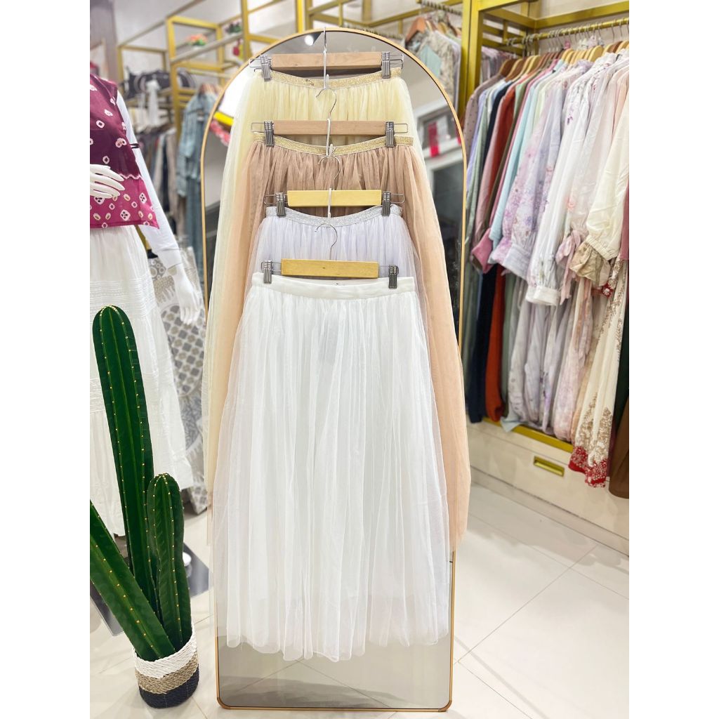 LONG TUTU SKIRT/ PREMIUM ADULT SKIRT/ PREMIUM TUTU/ RIZ FASHION BY ANNA
