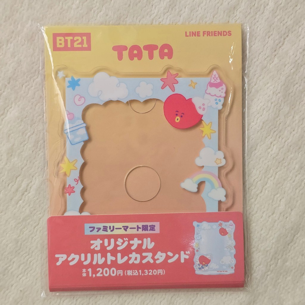 BTS BT21 อะคริลิค Photocard Stand On the Cloud Tata Family Mart ญี่ปุ่น Preloved