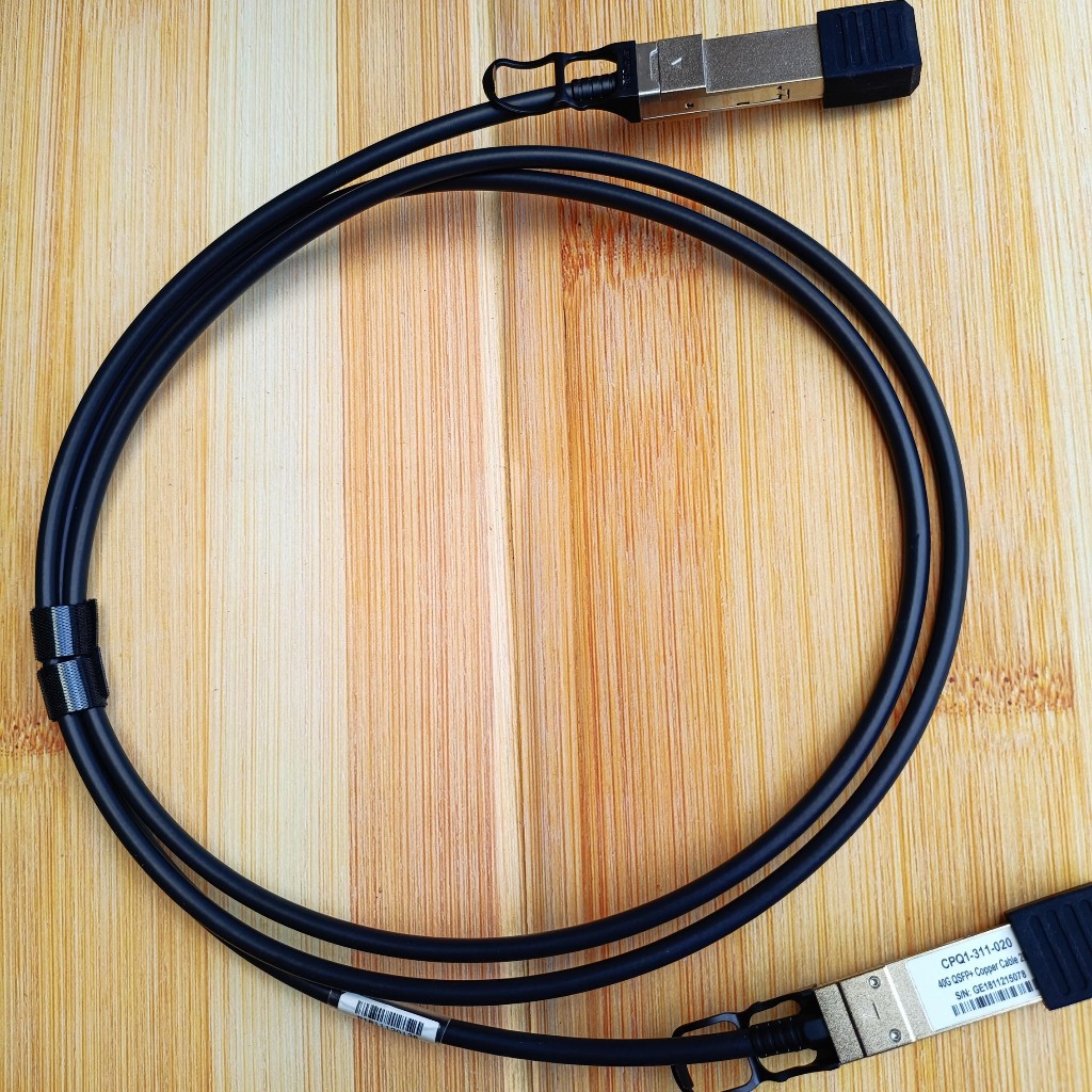 MIKOTIK สาย dac aoc QSFP QSFP+ QSFP28 QSFP56 QSFP-DD Direct Mounted สาย 40G 0.5M 1m 2m 3 4 5 7 10 DA