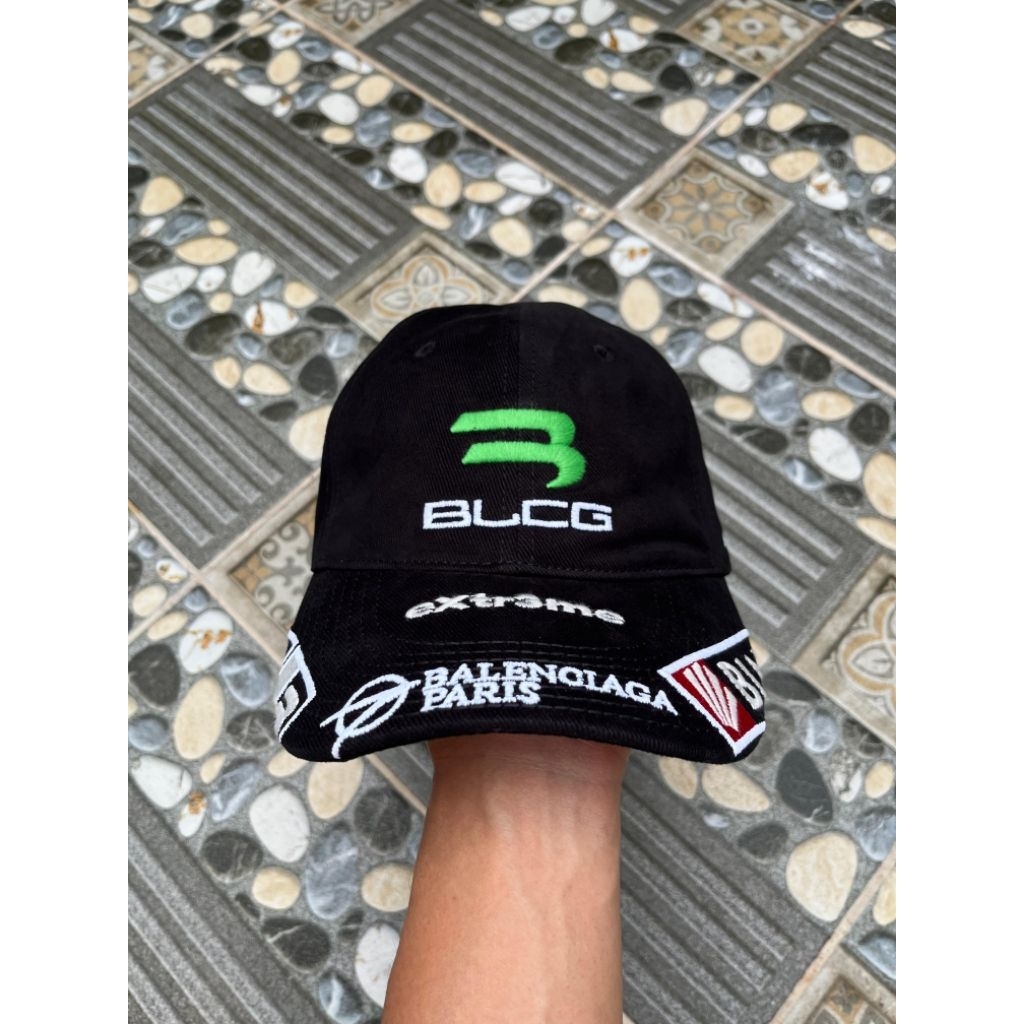 B4l3n c!4ก4 หมวกแก๊ปมือสองทุกขนาด