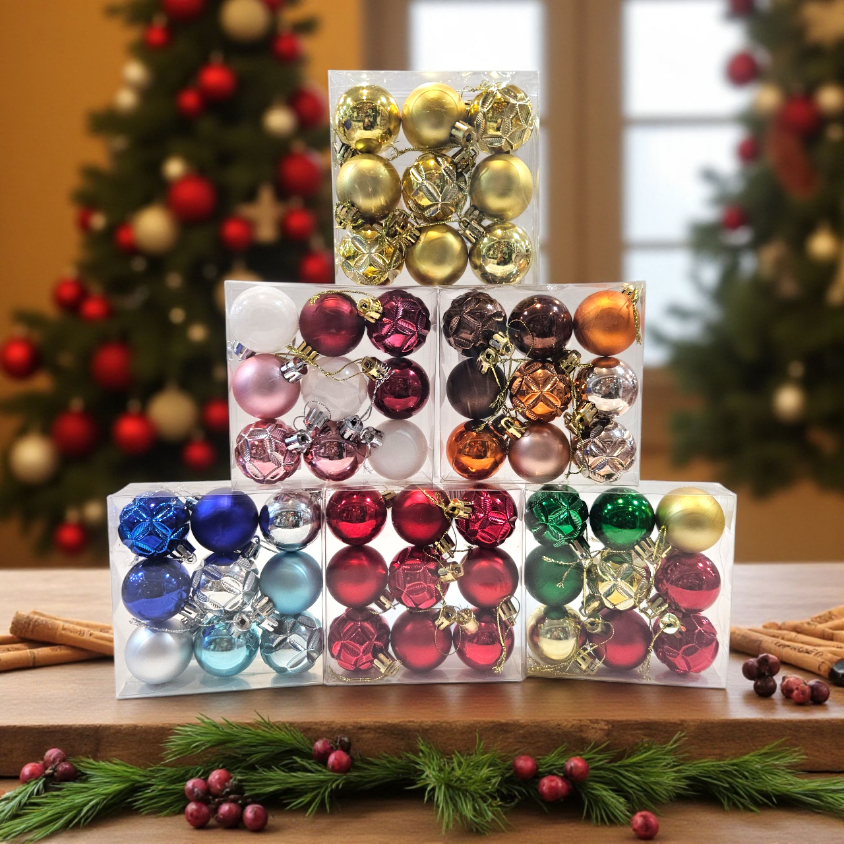 P6/25 Christmas Ball Decorative เนื้อหารวม 4 ซม. 9 กล่อง