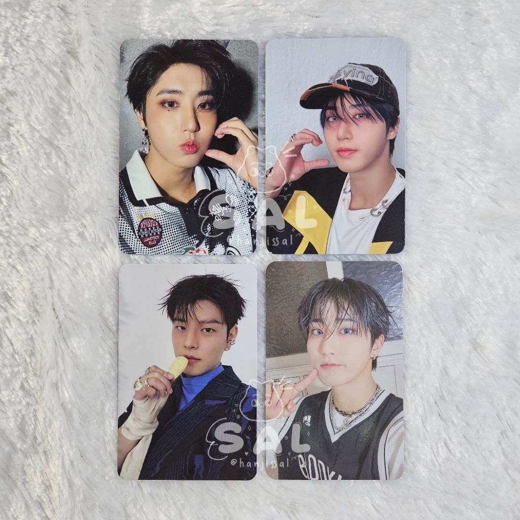 Photocard อย่างเป็นทางการ Stray Kids Karma SKZOO KARMA POB ACCORDION VERSION