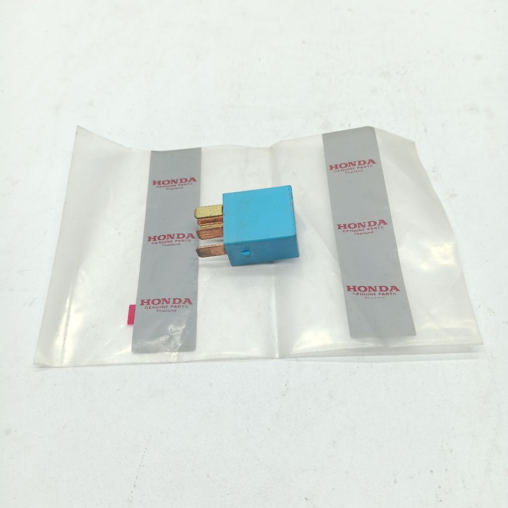 Relay Comp Power 5 Pin ชาร์จ Honda Scoopy Genio BeAT Sporty eSP K81 38502-K8J-N01 ของแท้ Honda AM