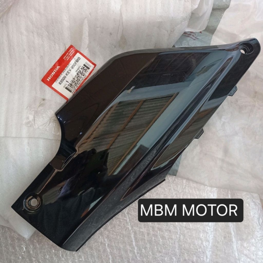 HONDA SUPRA 100 XM 100 XX V ฝาครอบแบตเตอรี่สีดํา ORIGINAL AMM 83500-KEV-830FMB