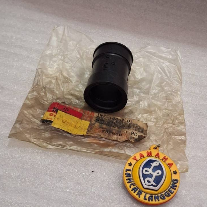 JOINT 1 / RUBBER AIR FILTER YAMAHA V80 ORIGINAL YAMAHA 1W7453-01