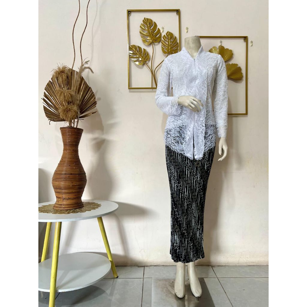 MODERN ENCIM KEBAYA SET/MODERN KEBAYA/UNIFORM KEBAYA/PARTY KEBAYA/GRADUATION KEBAYA