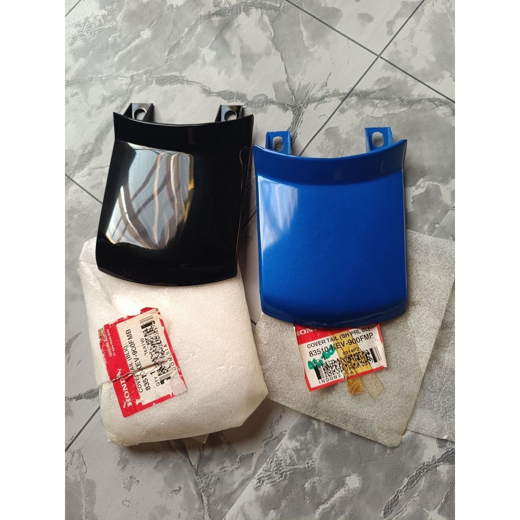ครอบท้าย / แป้น honda supra x 100 / xx / V. เดิม AHM