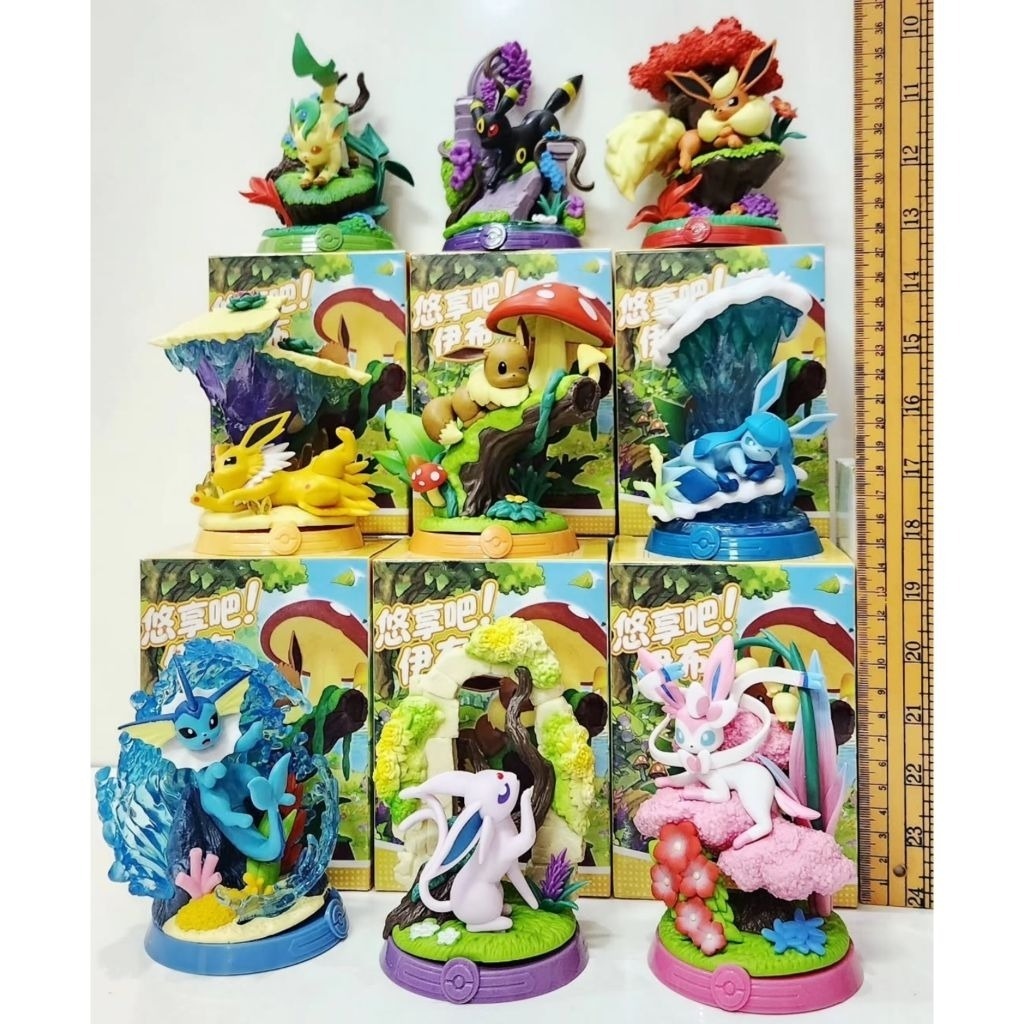 Pokemon Funism Eevee Evolution Action Figure