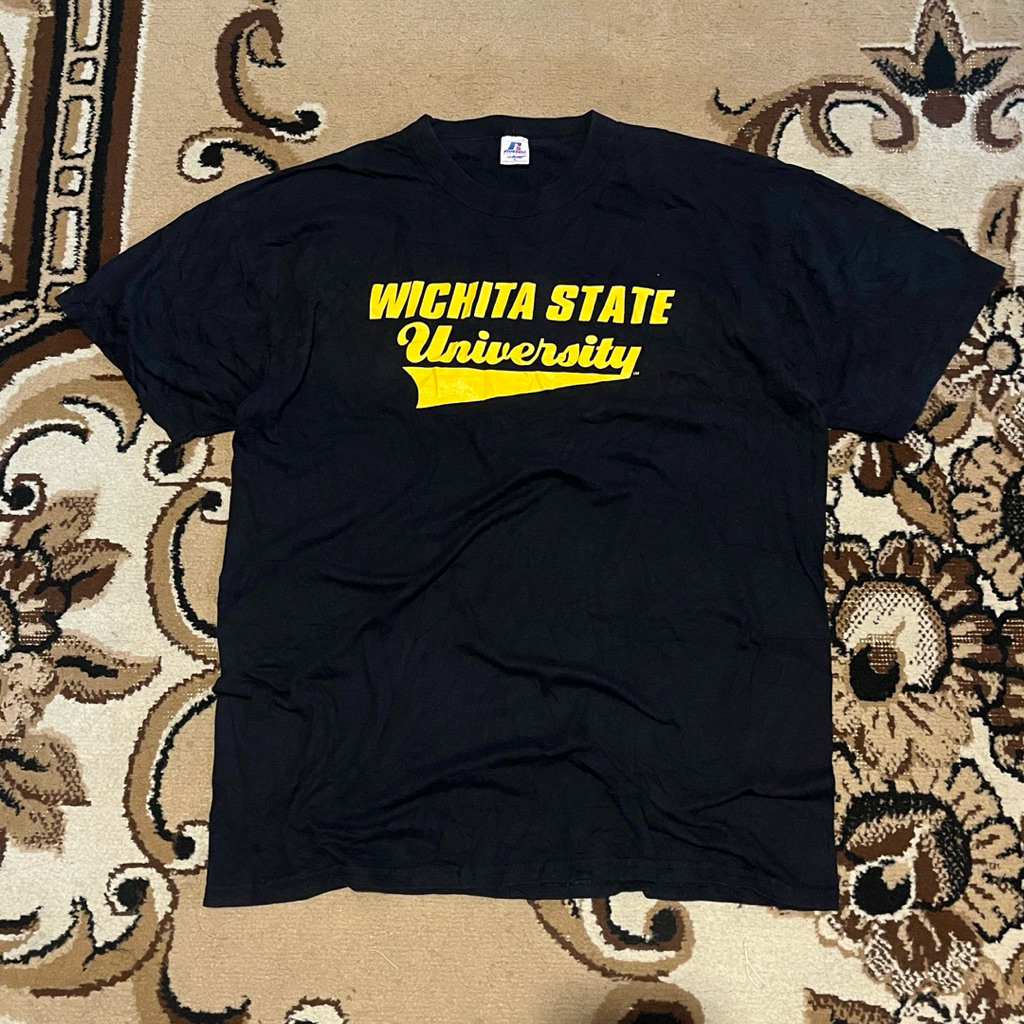 เสื้อยืดมหาวิทยาลัยรัฐ Russel Athletic Wichita