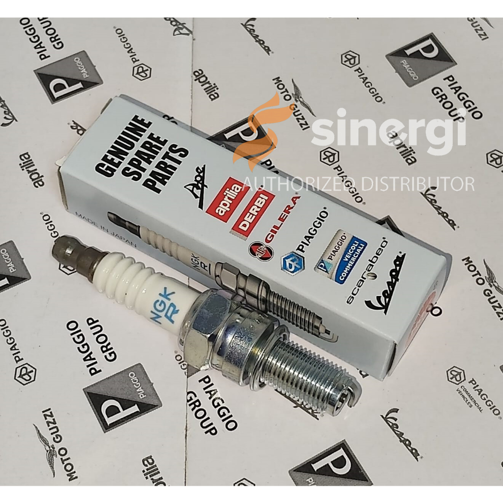 หัวเทียน NGK CR8EB All Piaggio Vespa 125-150 CC 638853