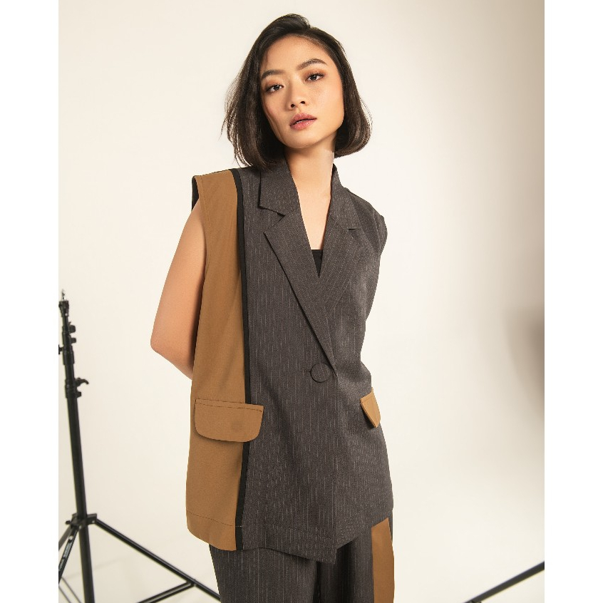 SISORE - ELIO VEST**