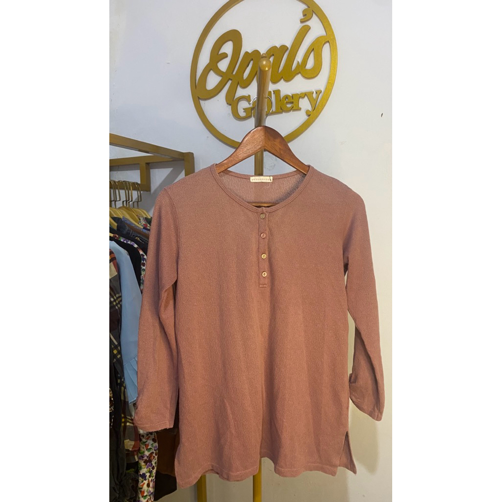 ทุ่งหญ้า. Henley Top Dusty Pink. ไซส์ L