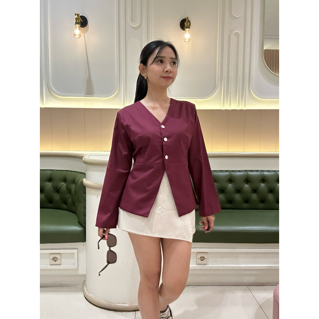 [Nine9-A33] Joane Top - Longsleves Top - เสื้อกระดุมแฟนซี - เสื้อลําลอง