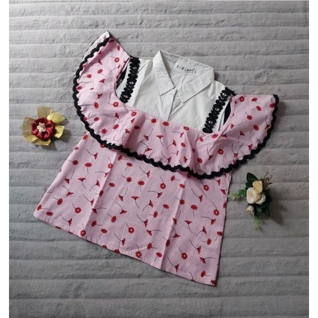 เสื้อผ้าผู้หญิง Preloved - เสื้อเบลาส์ผู้หญิง Remini