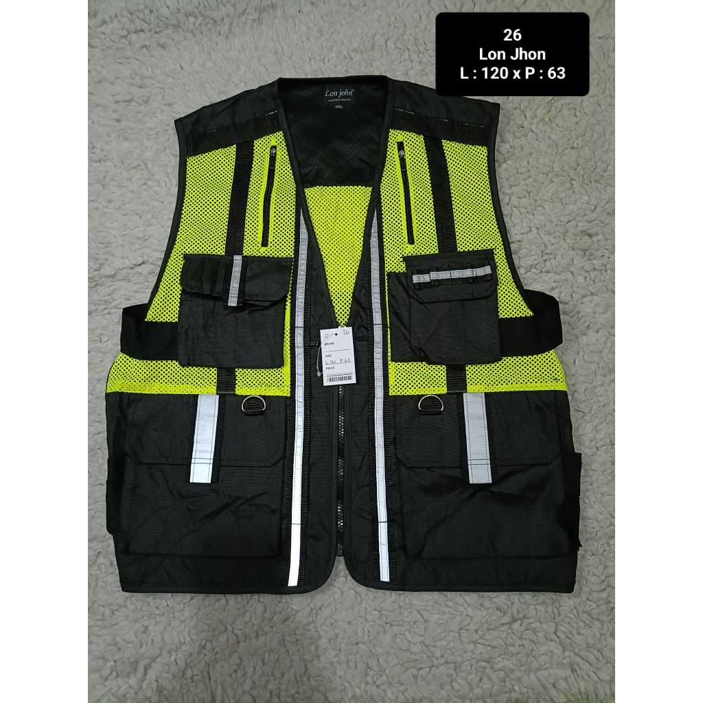 VEST / FISHING VEST / TACTICAL VEST