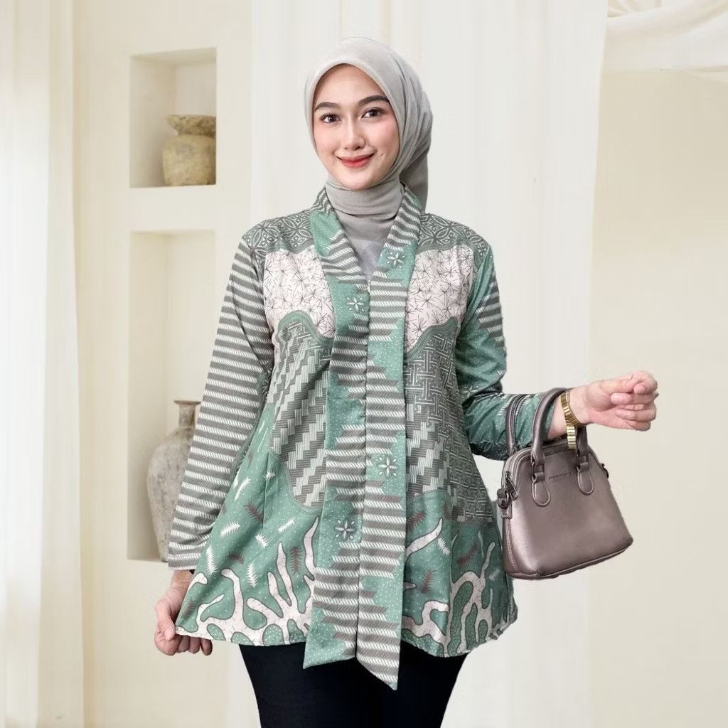 ผ้าบาติกของผู้หญิงแขนยาวโมเดิร์น Kebaya จัมโบ้ Kututu เสื้อสํานักงานเชิญ Kartini 3A