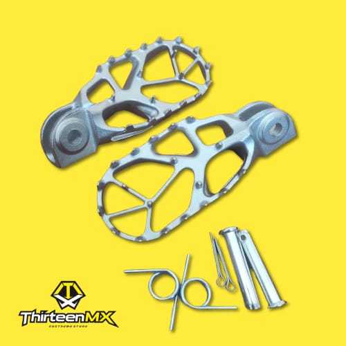 Footstep รุ่น KTM Steel Step Universal Foot Step PNP KLX CRF WR 150 155 Ares Iron Casting ยี่ห้อ