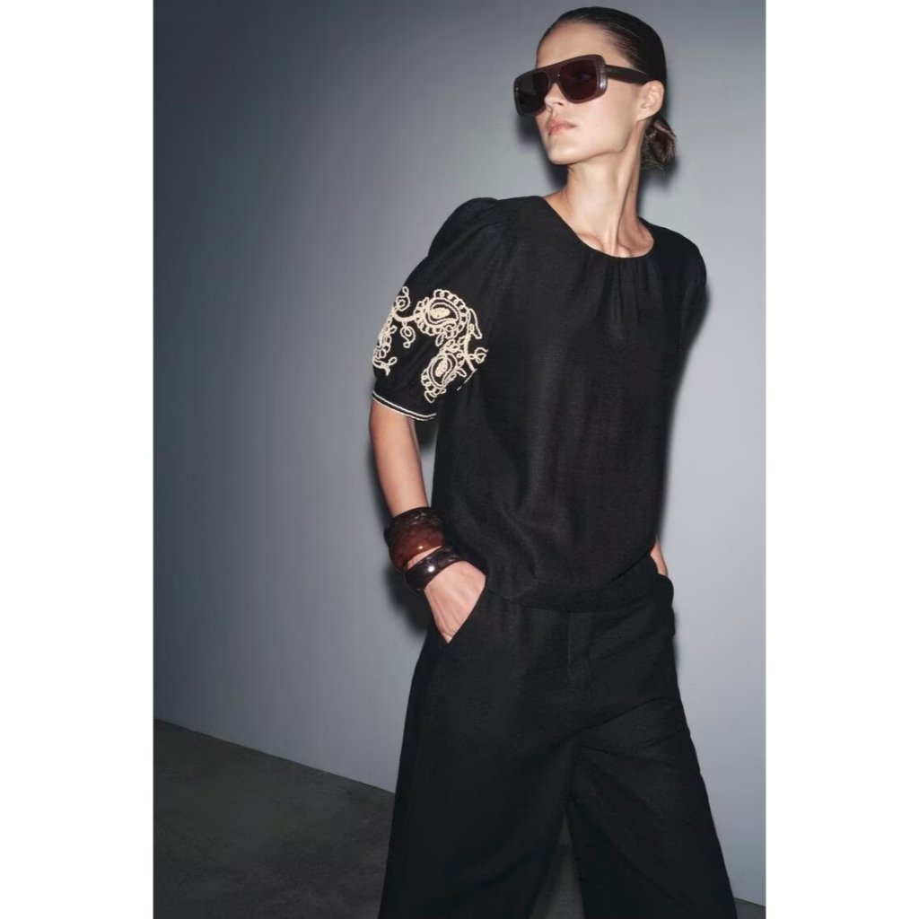 LHTO0 - งานปักสีดํา 1 (XS,S,M,L) - เสื้อเบลาส์ LHT90