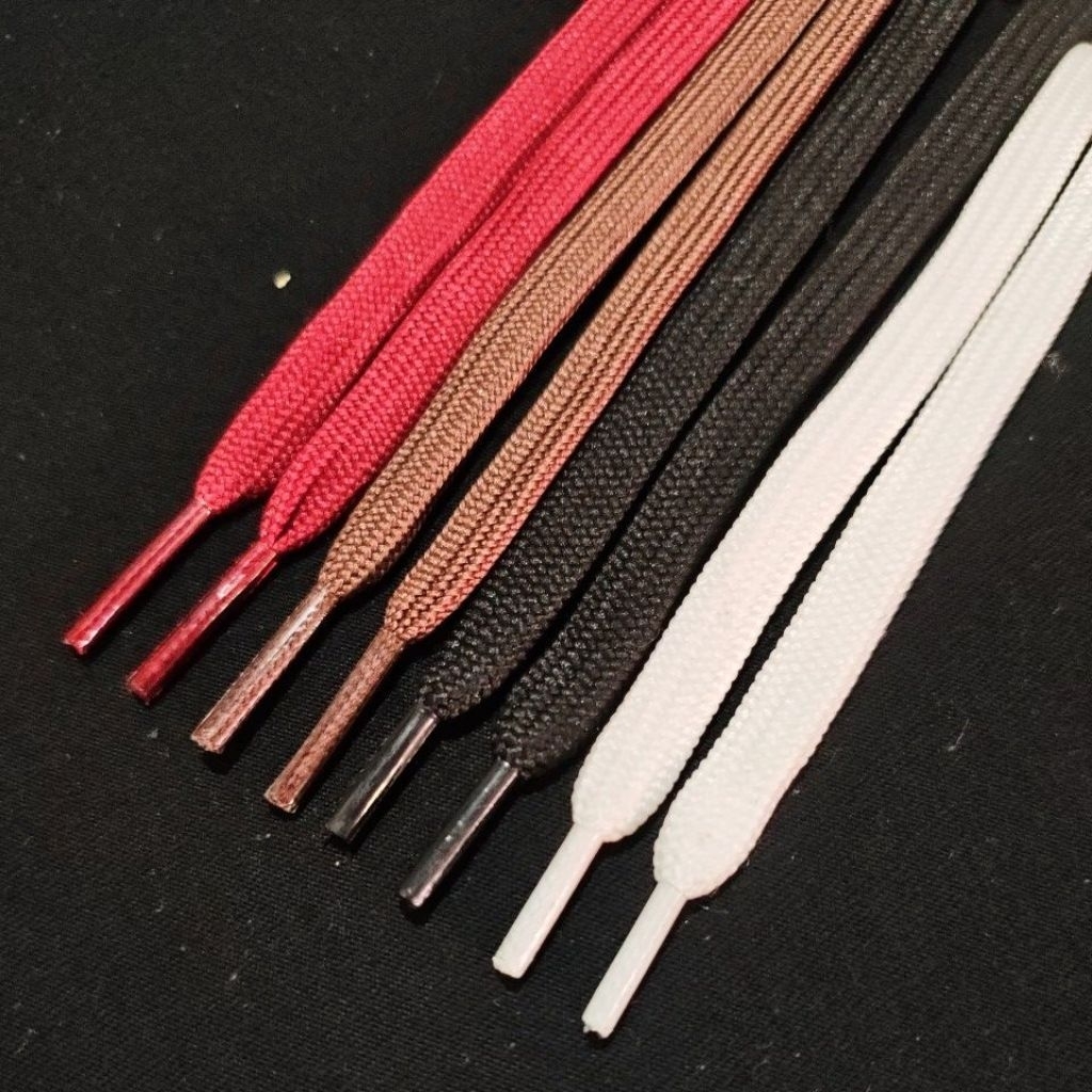 VANS เชือกผูกรองเท้ามือสอง / เชือกผูกรองเท้าสีขาว 130 ซม. / รถตู้ เชือกผูกรองเท้าโรงเรียนเก่า