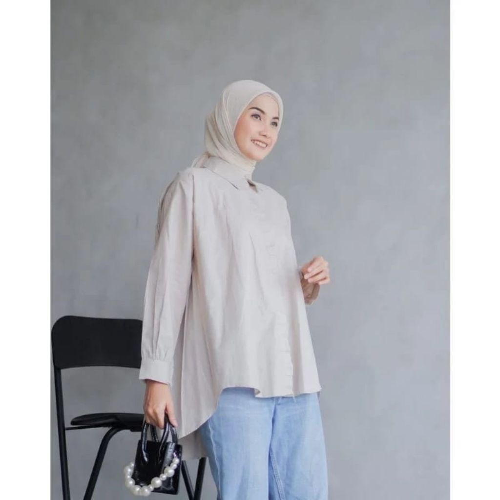 KEMEJA Hanna Linen Shirt - เสื้อเชิ้ตผ้าลินินปุ่มหน้าและหลัง - เสื้อ Karina