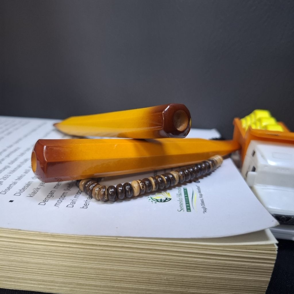 MERAH 99/GG รุ่น PIPE 11CM MULTI RED CENTER สีเหลือง