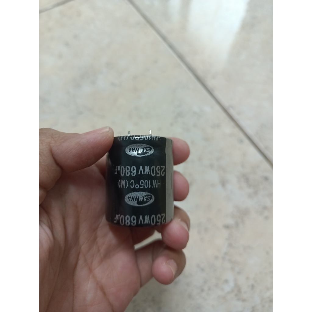 Elco Capacitor 250V-680UF Samwha