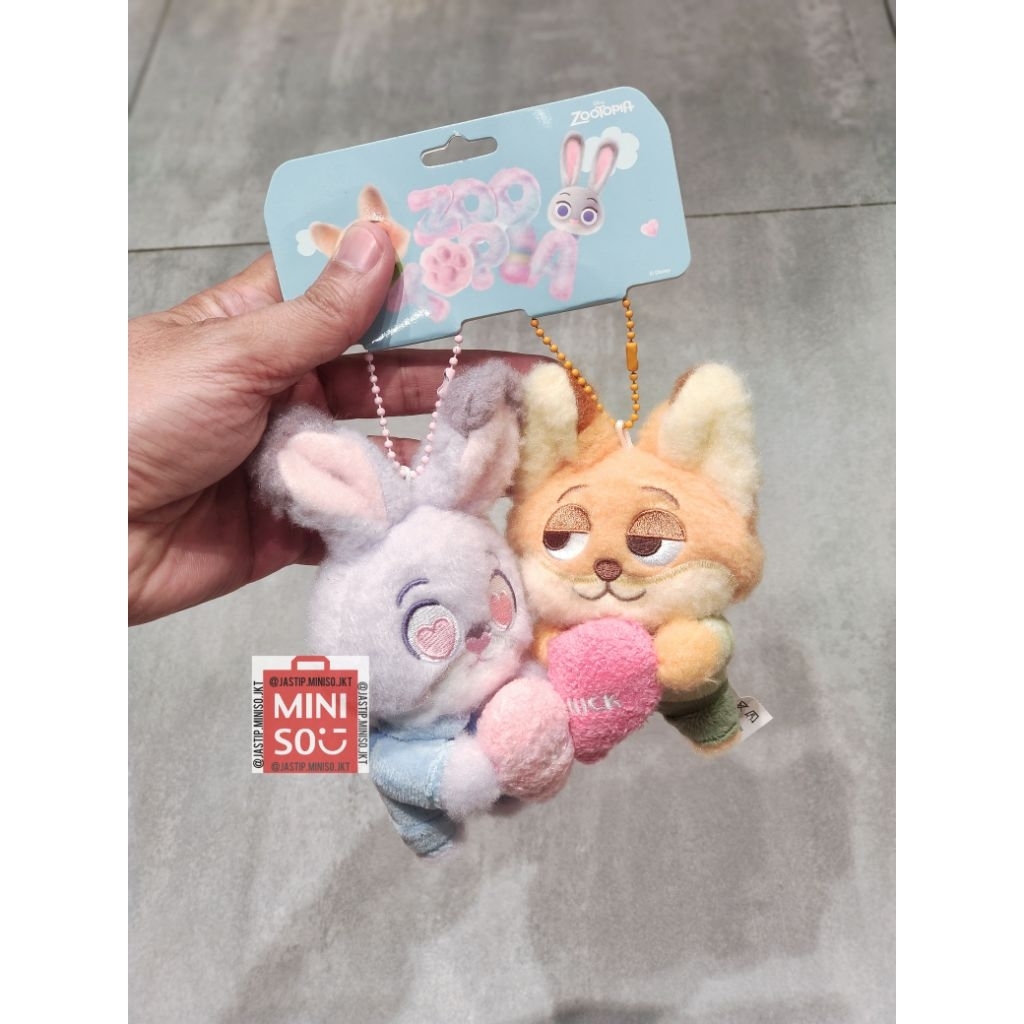 กันตุน โอบาง! DISNEY ZOOTOPIA Collection กระเป๋าแม่เหล็กคู่ / ตกแต่งพวงกุญแจ (1 คู่ JUDY HOPS & NICK