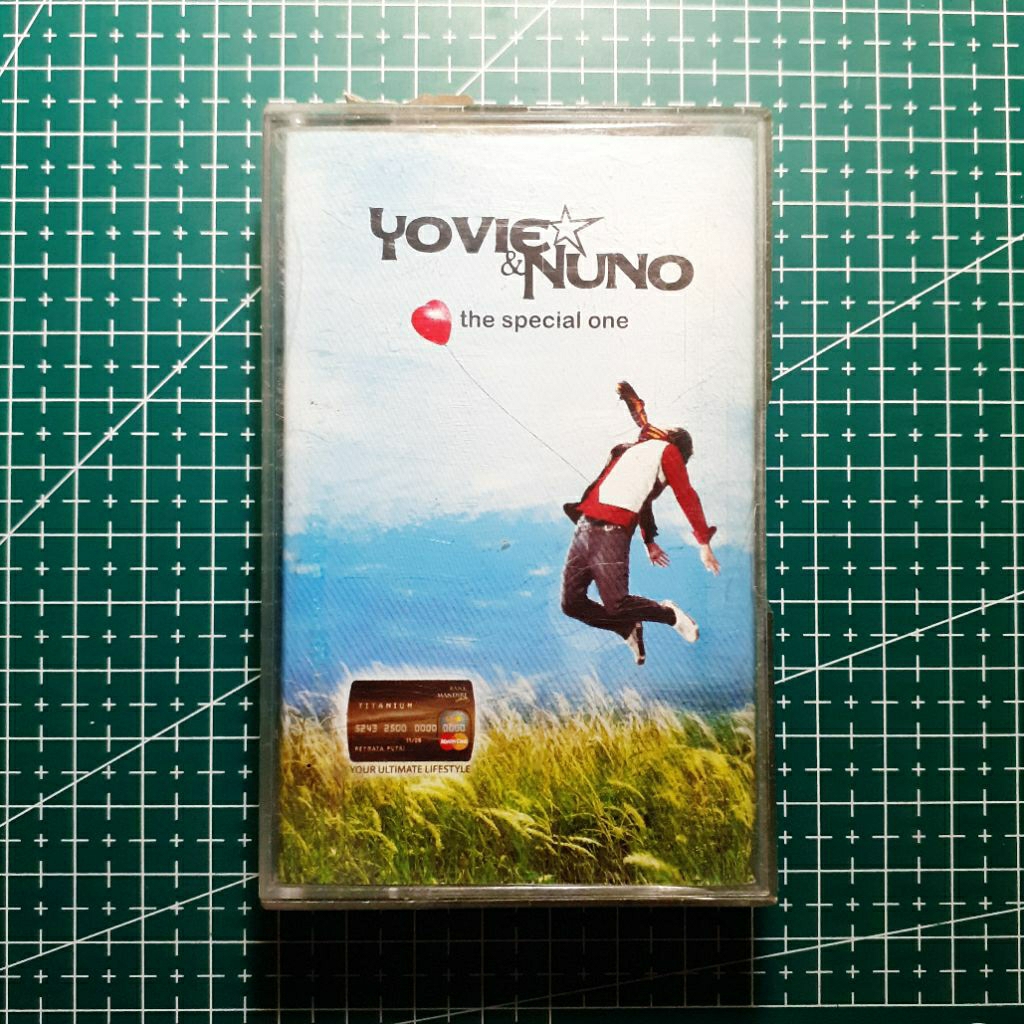 Yovie And Nuno Cassette - เจ้าพิเศษ