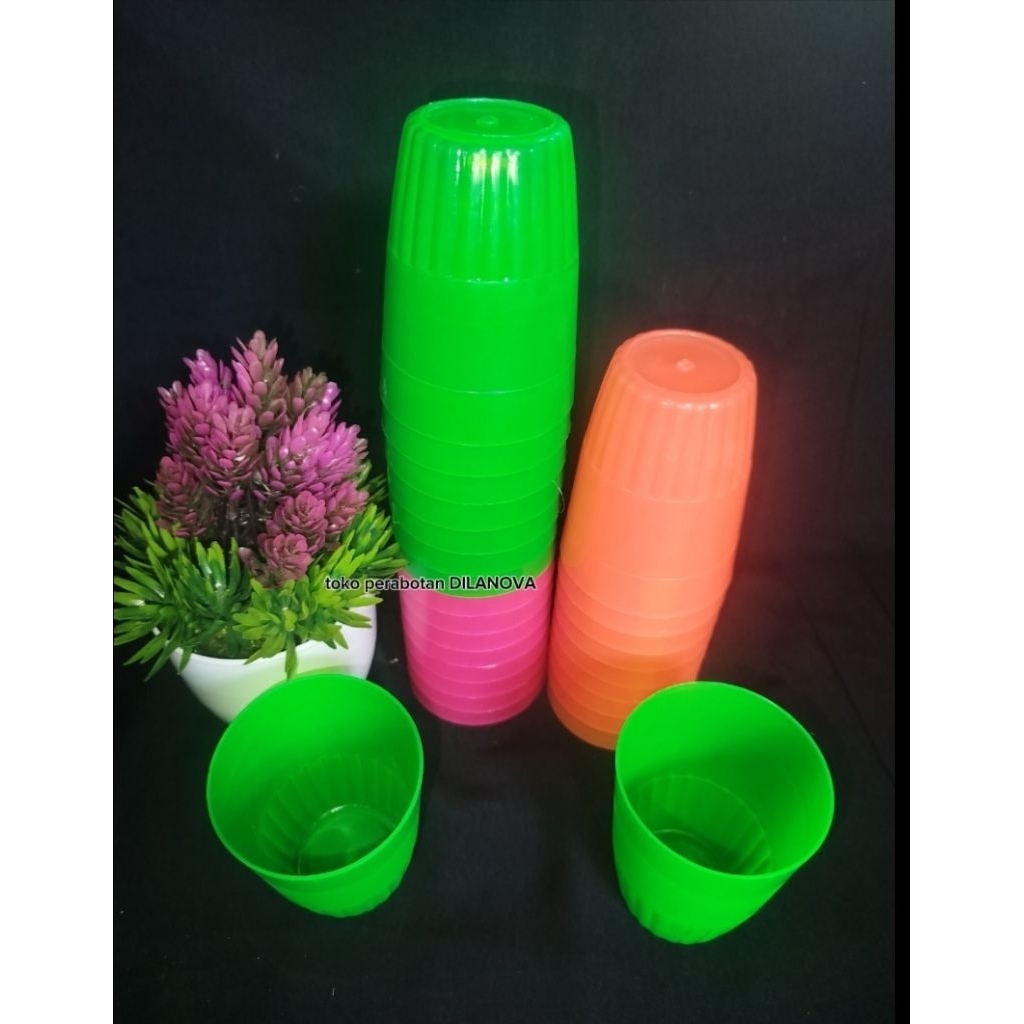 ถ้วยพลาสติก HS9 ราคาแพ็คละ/12 ชิ้น/6 ชิ้น (สุ่มสี)