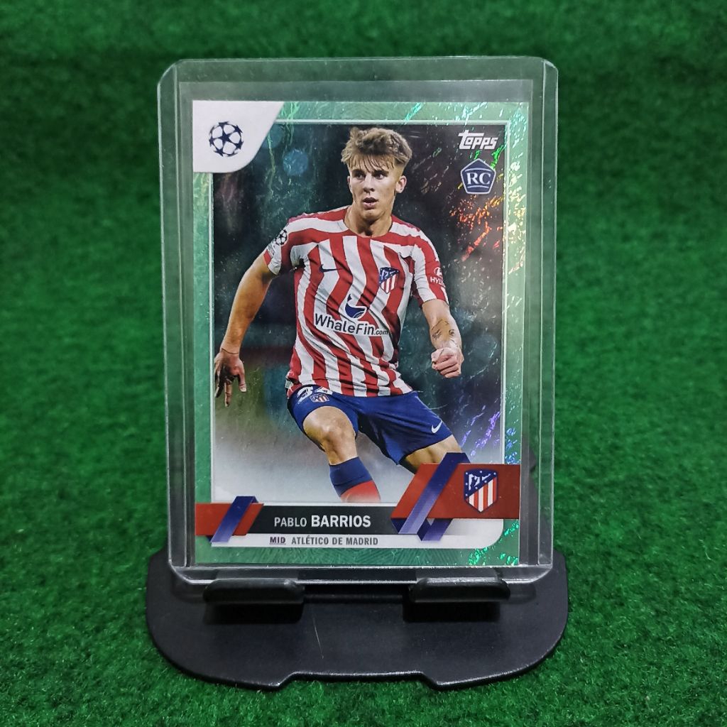 PABLO BARRIOS RC ROOKIE สีเขียวหยก ATLETICO MADRID TOPPS JADE UEFA 2022-23 การ์ดฟุตบอล