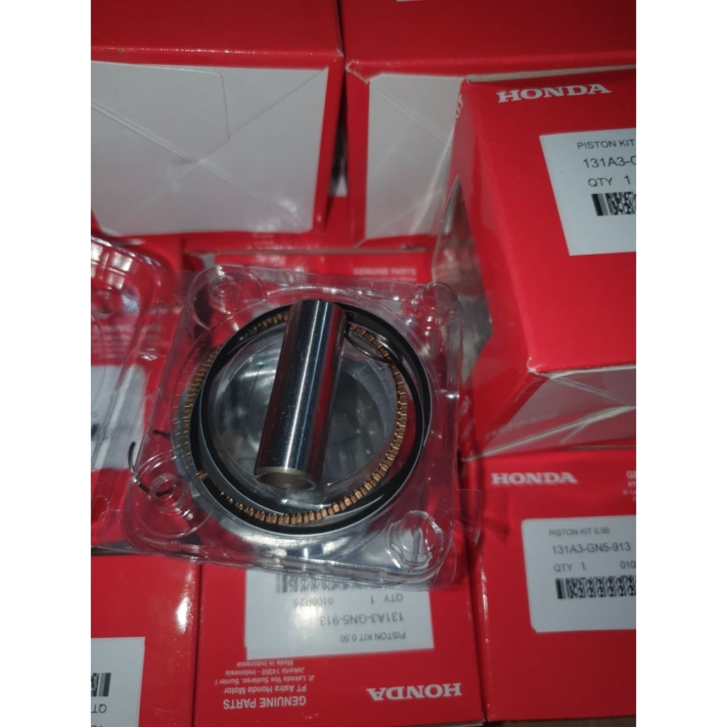 PISTON KIT GRAND GN5 SIZE 0.50 ต้นฉบับ AHM