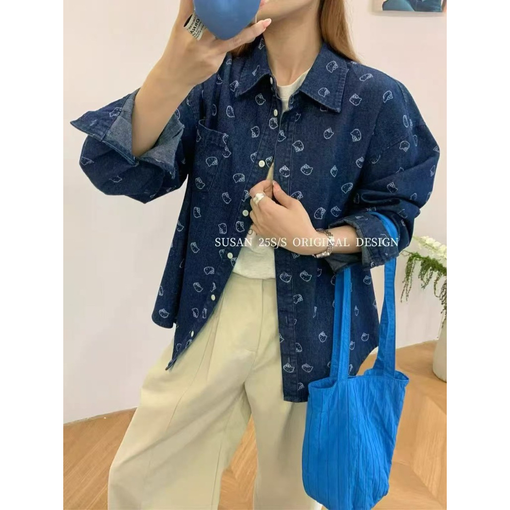 KEMEJA RADYSTOCK CN1003 - 18082 HELLO KITTY DENIM SHIRT IMPORT CHINA MISHOW STUDIO