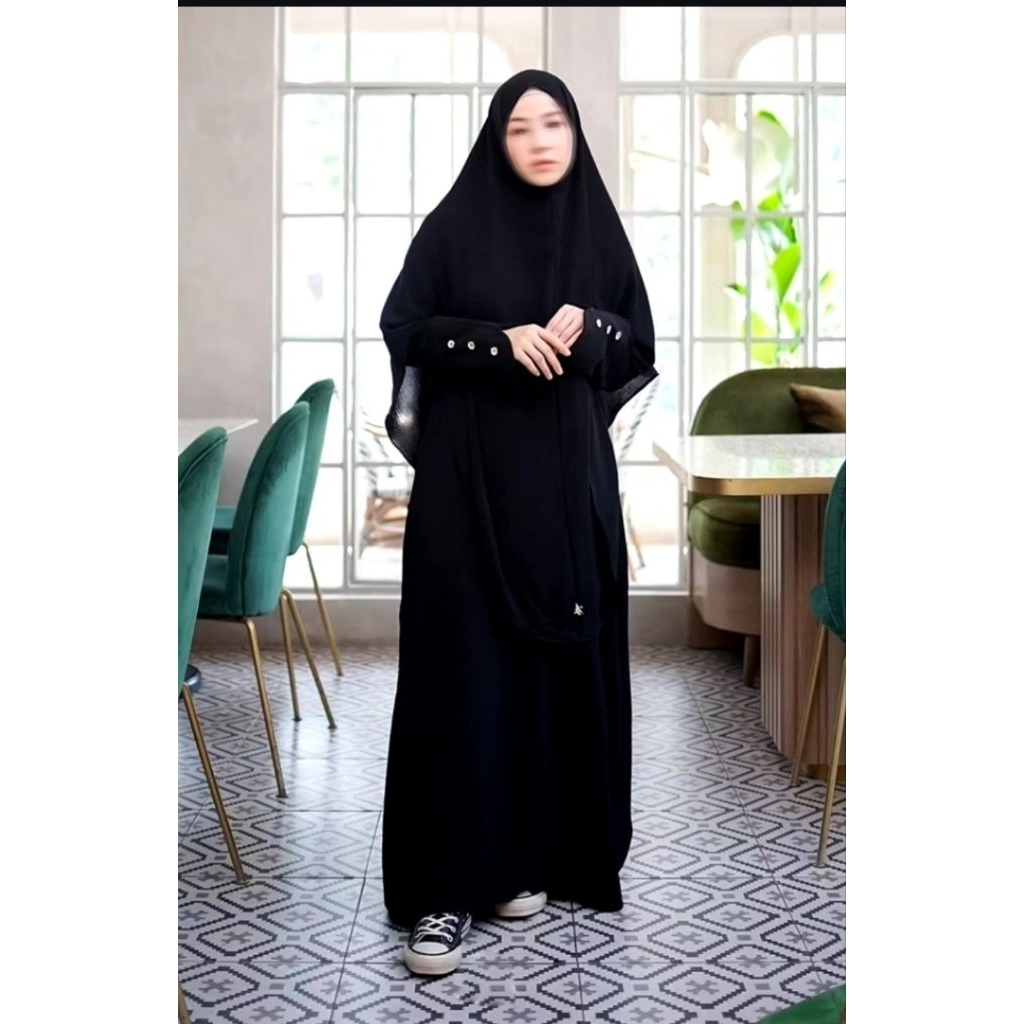 ร่องเรื่องราวก่อนรักสีดํา Huma