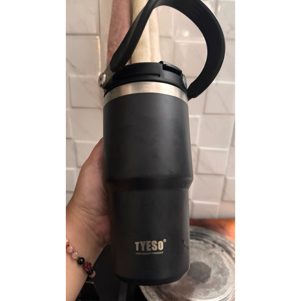 Preloved Tumblr Tyso 600ml สีดํา