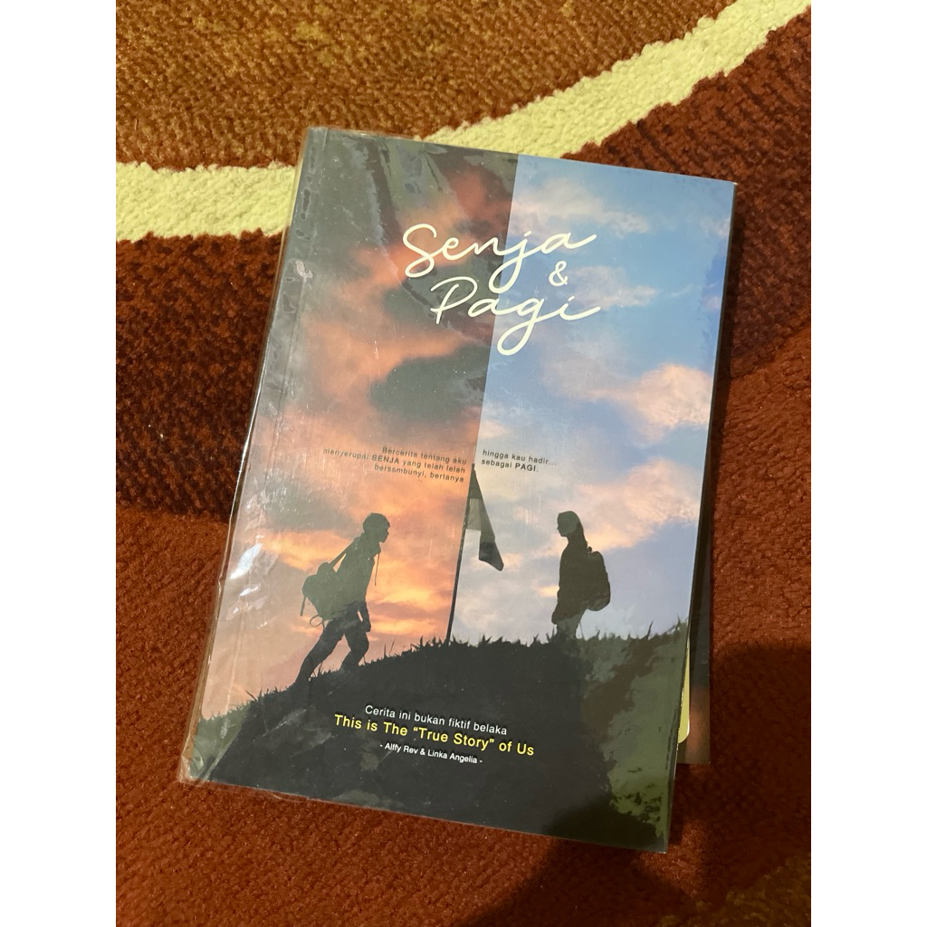 Preloved Twilight & Morning Book โดย Alffy Rev & Linka Angelica