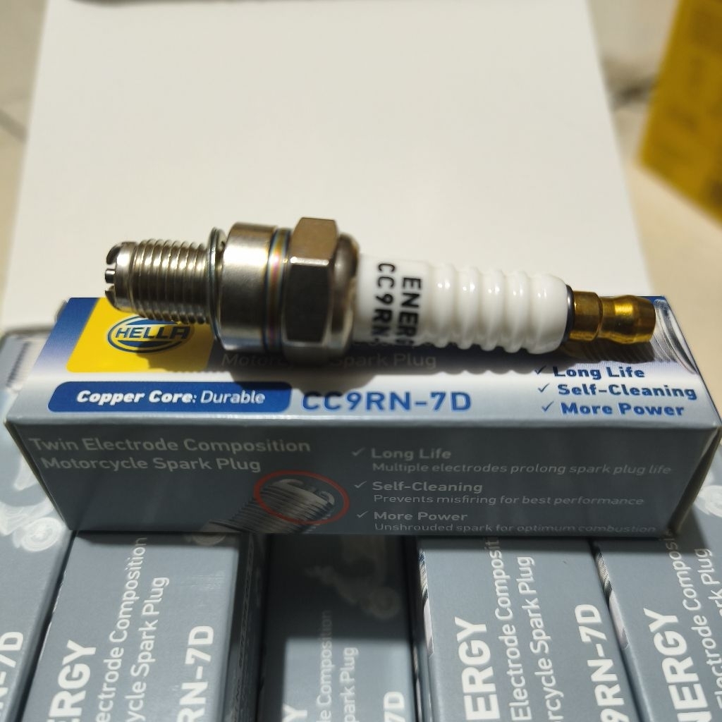 Hella Dual Tip CC9RN-7D หัวเทียนมอเตอร์ไซค์สําหรับ Yamaha Mio M3, Mio S, Mio Z, X Ride, Fino, Vega F