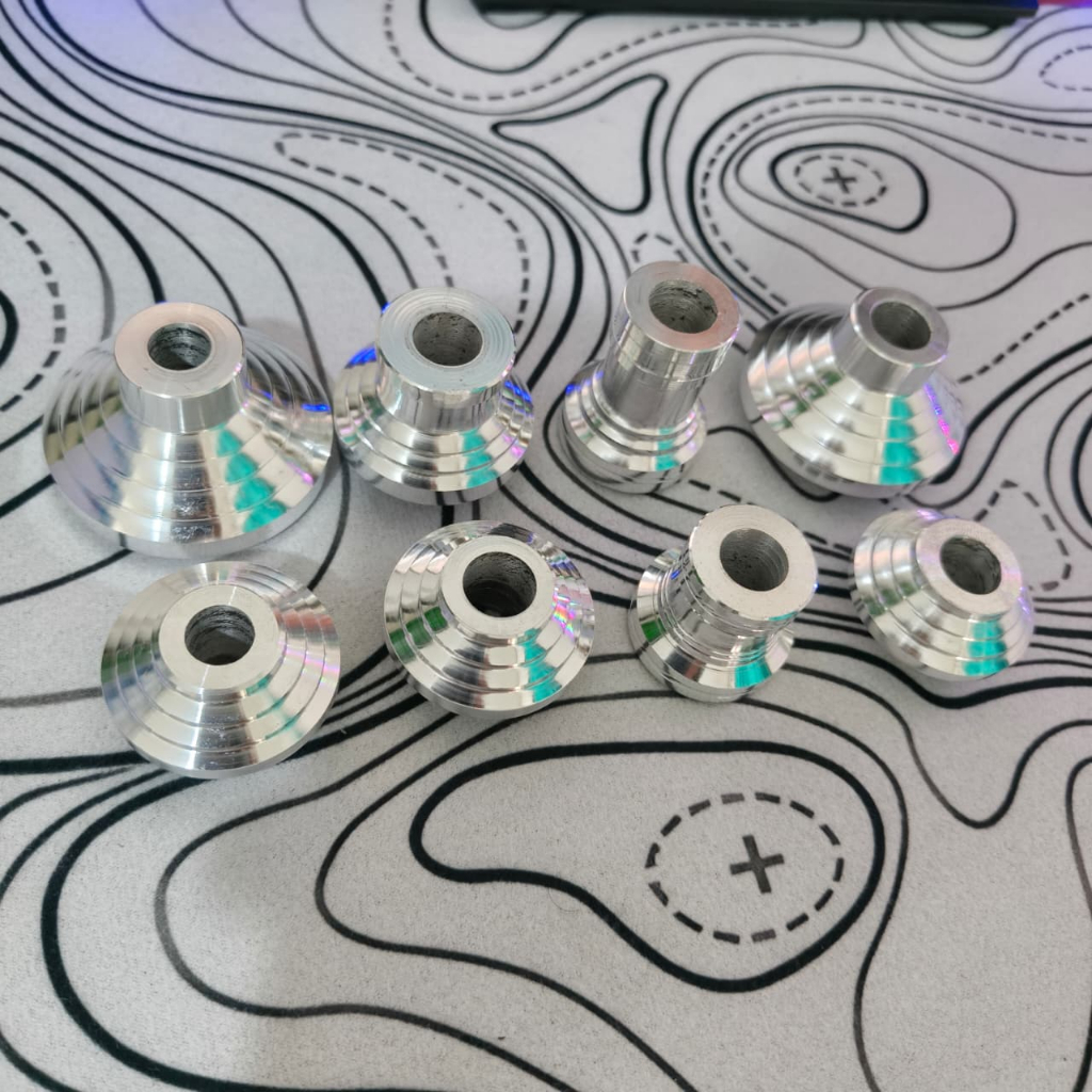 กล่องเกียร์ / มอเตอร์เพลา Bushing Full Cnc Pyramid Model Beat Vario Scoopy Mio Nouvo