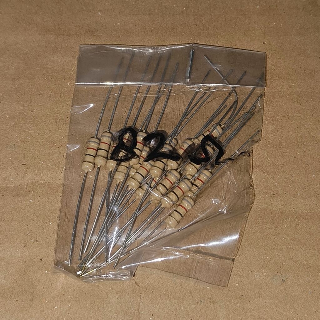 R 82 Ohm 0.5W 82R 0.5 Watt 5 Percent Resistor 20 ชิ้น