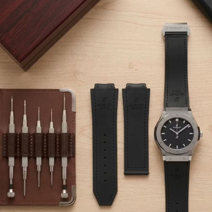 สายหนังเปลี่ยน Hublot 22 mm Black Smooth Leather Premium Watch Strap