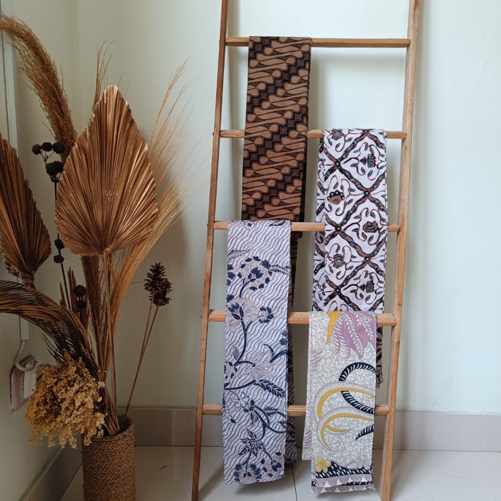 THE FASHION FAIRY ACCESSORIES BATIK SCARF KEBAYA GRADUATION PARTY SCARF
