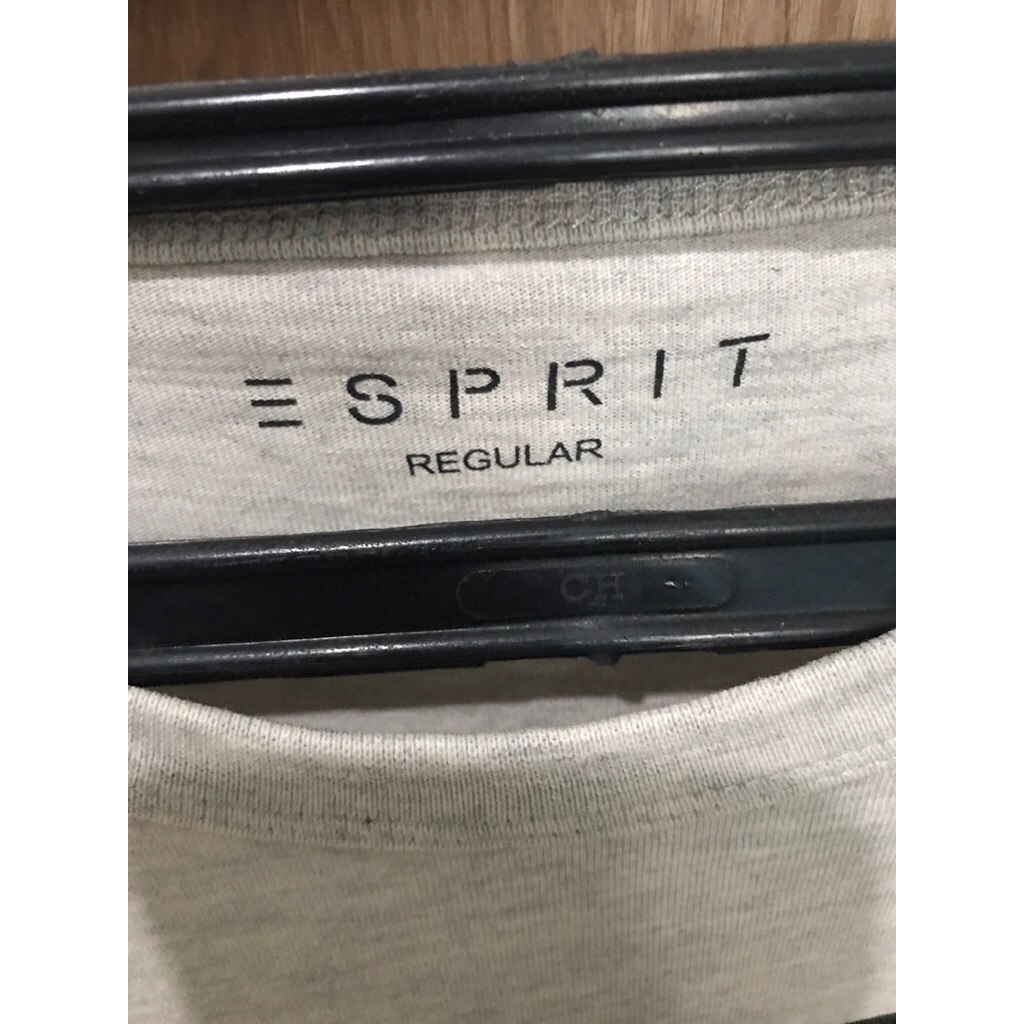 เสื้อยืด Esprit*****
