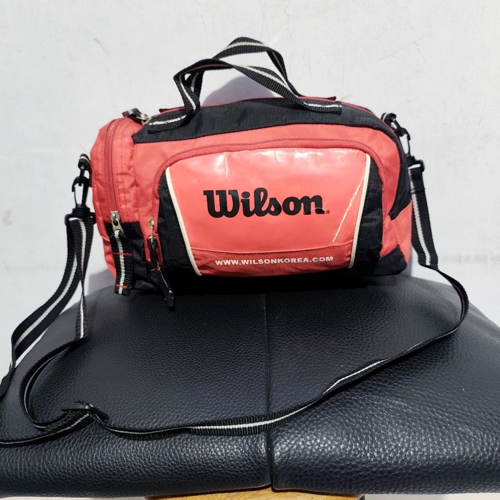 กระเป๋าสะพายข้าง Wilson / กระเป๋าสะพาย Wilson