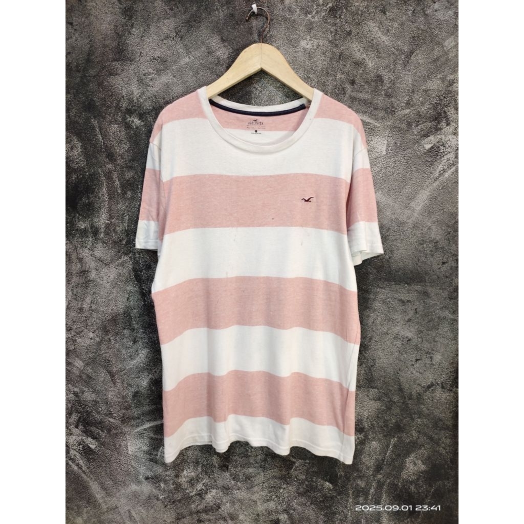 เสื้อยืด HOLLISTER แบรนด์มือสอง