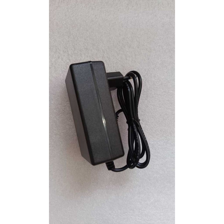 AC/DC OUTPUT ADAPTER: 24.0V 1.0A 24.0W รุ่น: KA2401A-2401000TH INPUT: 100-240V~50/60Hz 0.65A Max