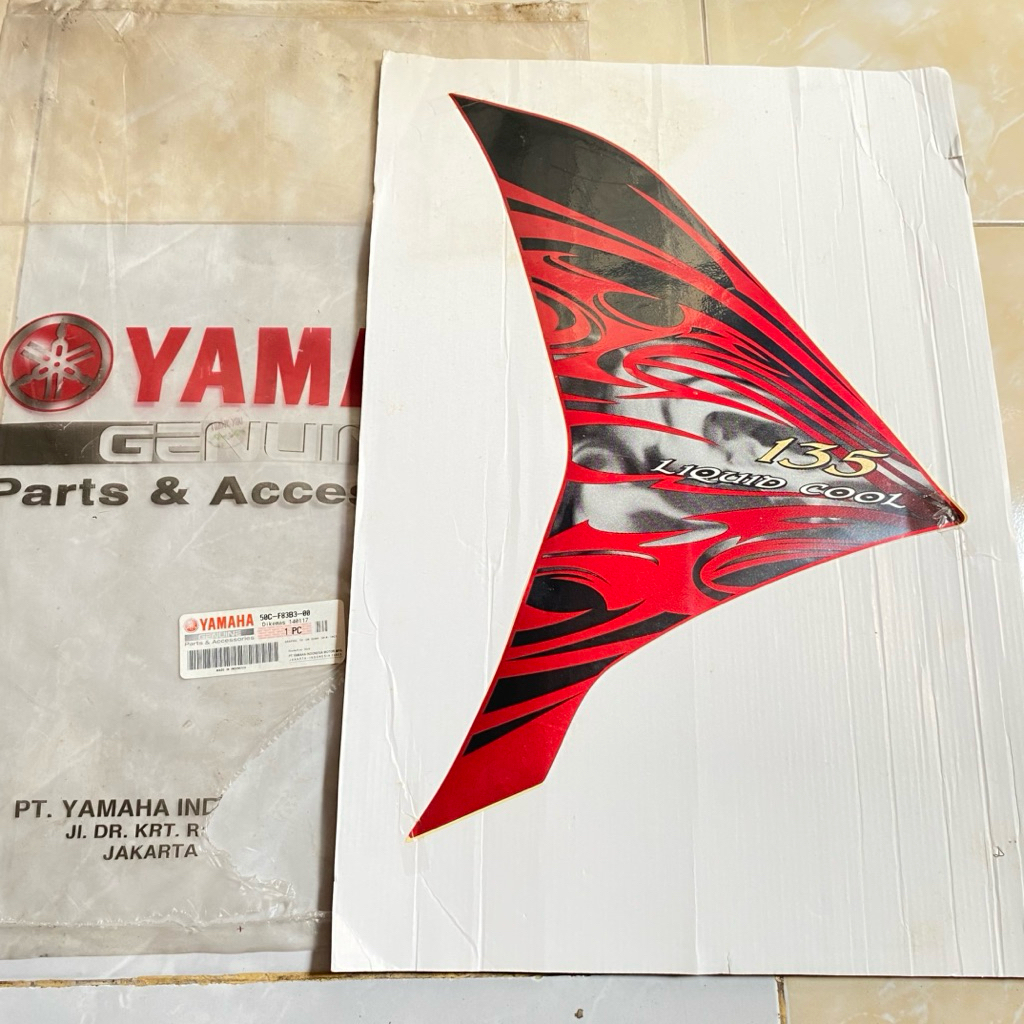 MERAH Striping สติกเกอร์ LEFT WING Yamaha jupiter Mx 2010 2011 สีแดง YGP 50C-F83B3-00