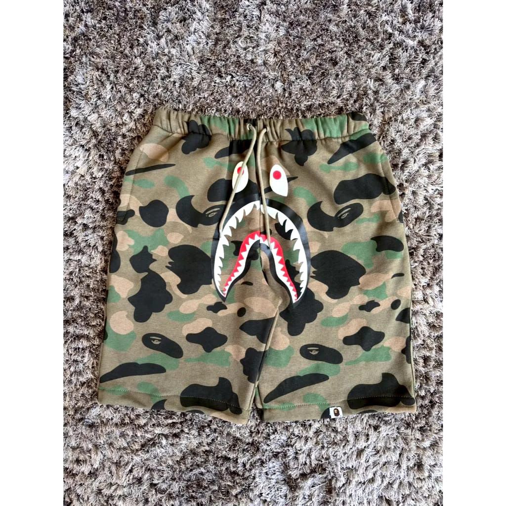 กางเกงขาสั้น BAPE CAMOMO