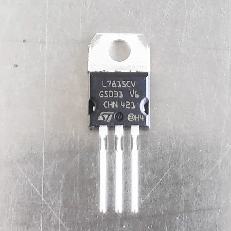 ทรานซิสเตอร์ L7815CV L7915CV TR L 7815CV 7915CV VOLTAGE REGULATORS IC L 7815 CV L 7915 CV