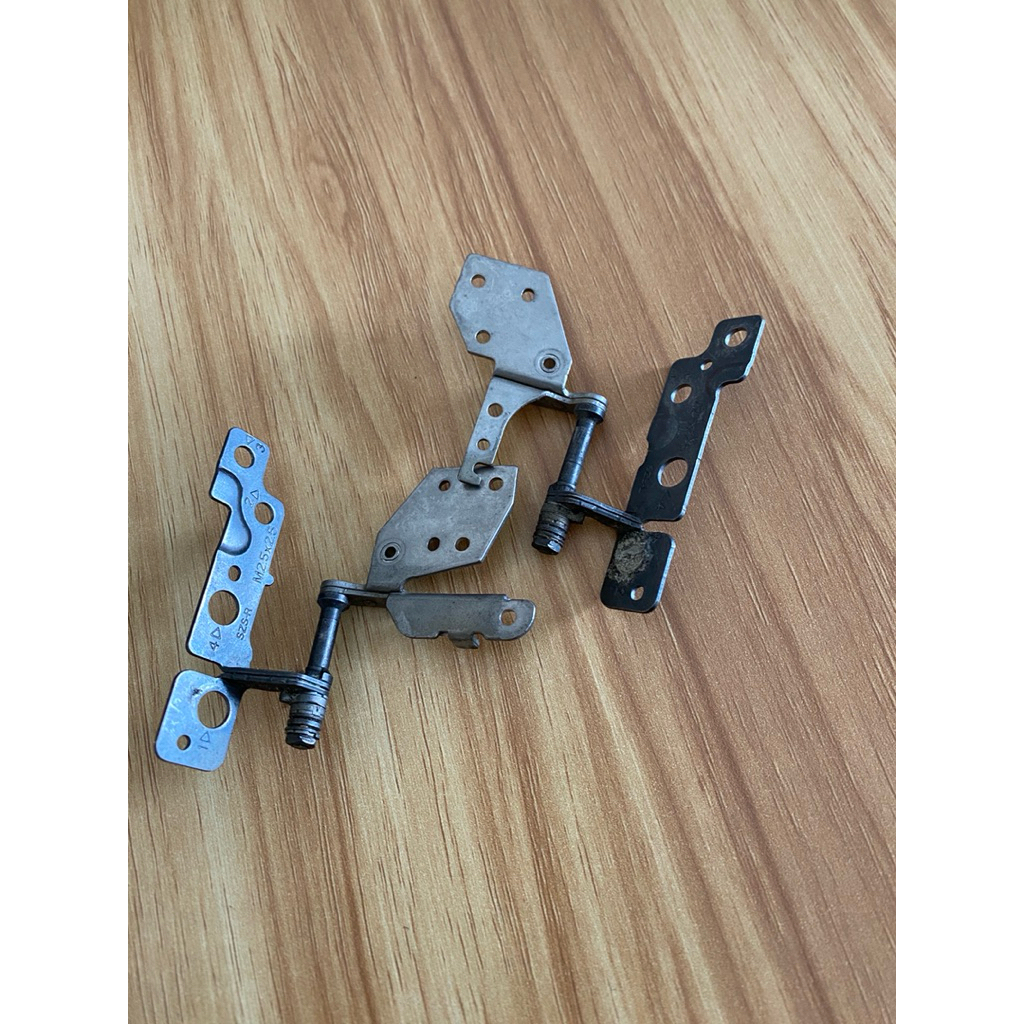 บานพับ Lenovo Y40-80 ดั้งเดิม